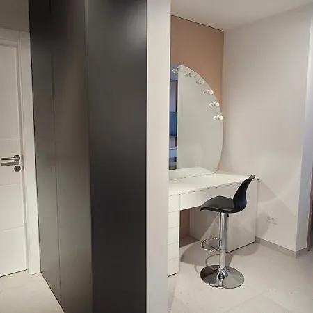 아파트 Deluxe Rezidencija 비옐리나